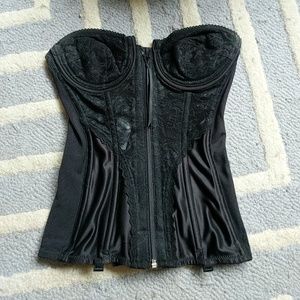 Sexy strapless corset with boning